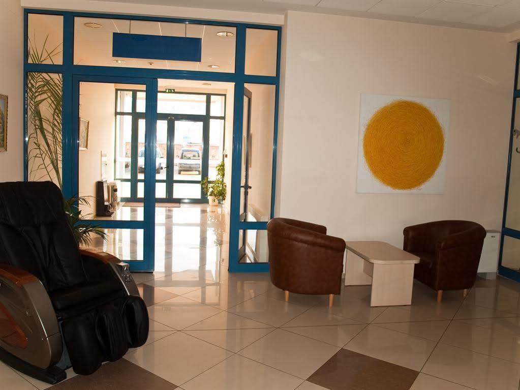 Hotel Astra Sofya Dış mekan fotoğraf