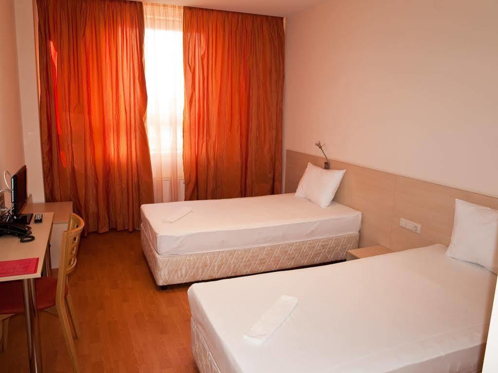 Hotel Astra Sofya Dış mekan fotoğraf